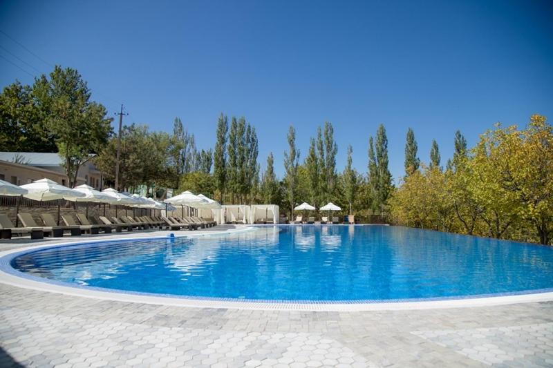 Avenue Park Hotel Yusufkhona Exterior photo