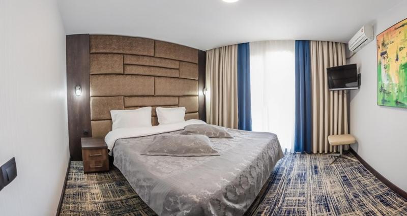 Avenue Park Hotel Yusufkhona Exterior photo