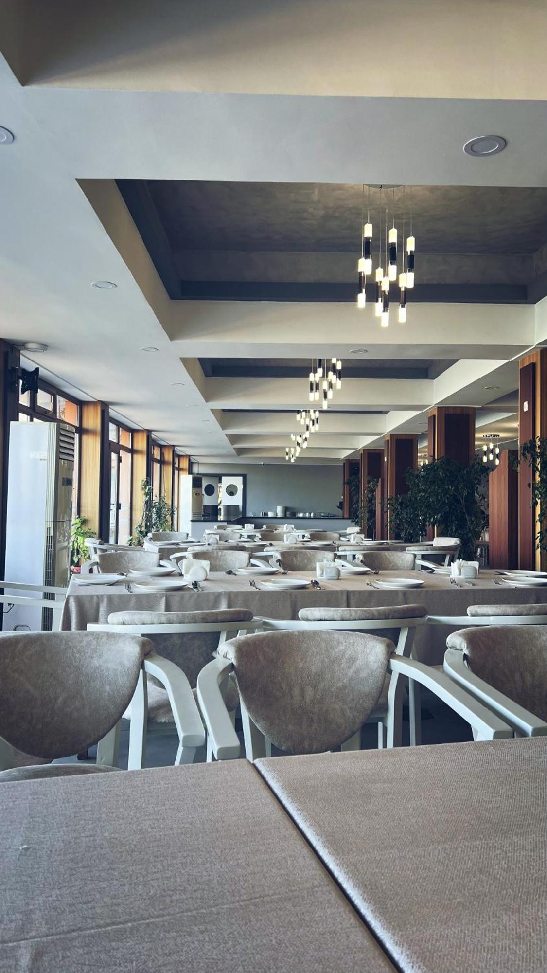Avenue Park Hotel Yusufkhona Exterior photo